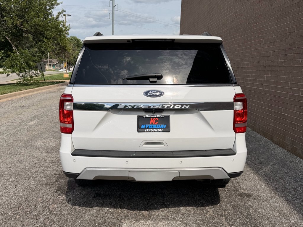 Used 2021 Oxford White Ford XL image 4
