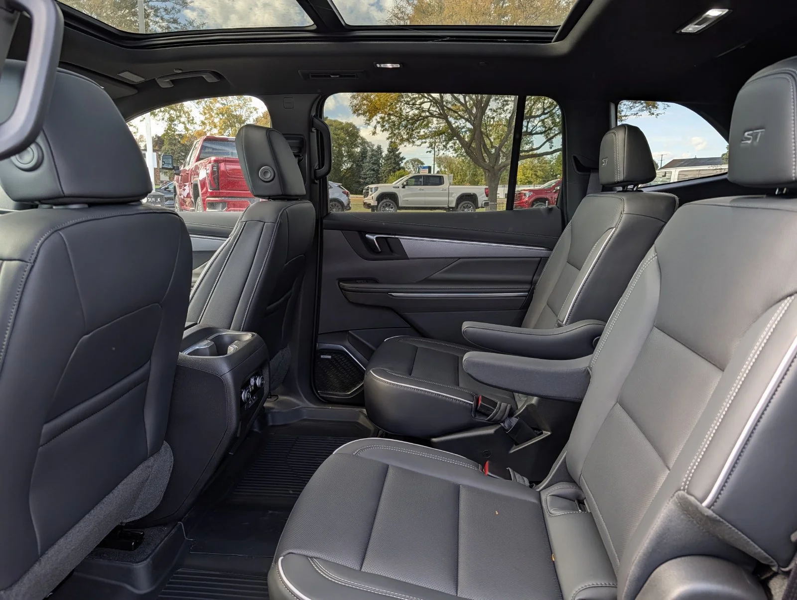 2027 Buick Enclave Sport Touring - Photo 7