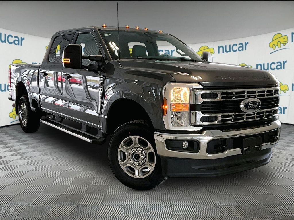 New 2026 Gray Metallic Ford XLT image 1