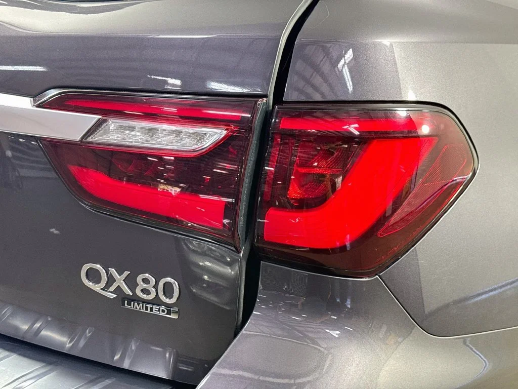 Certified Used 2020 Gray INFINITI Limited image 37