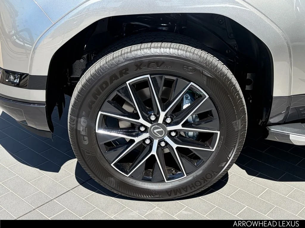 Used 2026 Silver Lexus 550 Premium+ image 9