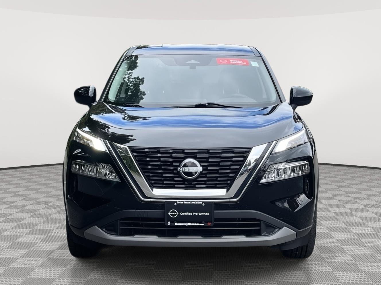 Used 2023 Super Black Nissan SV image 2
