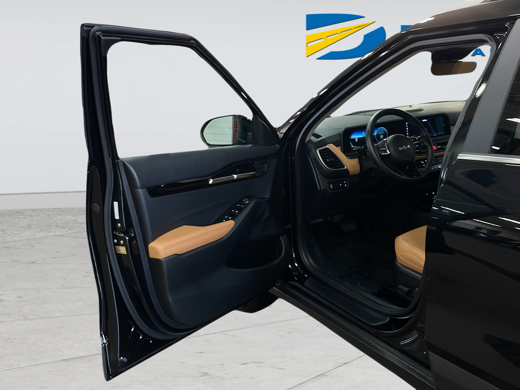 Used 2026 Black Kia EX image 34