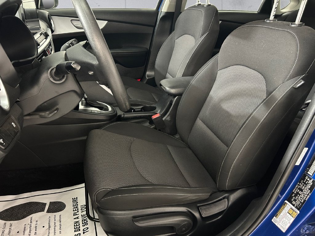Used 2024 Blue Kia LXS image 7