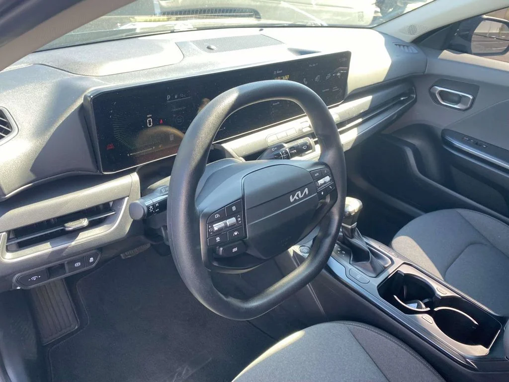 Certified Used 2025 Black Kia LXS image 17