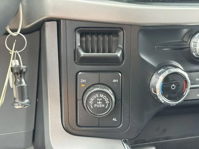 Used 2024 White Ford XLT Powerboost image 28