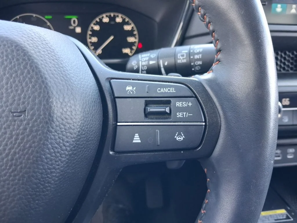 Used 2025  Honda Sport-L image 33