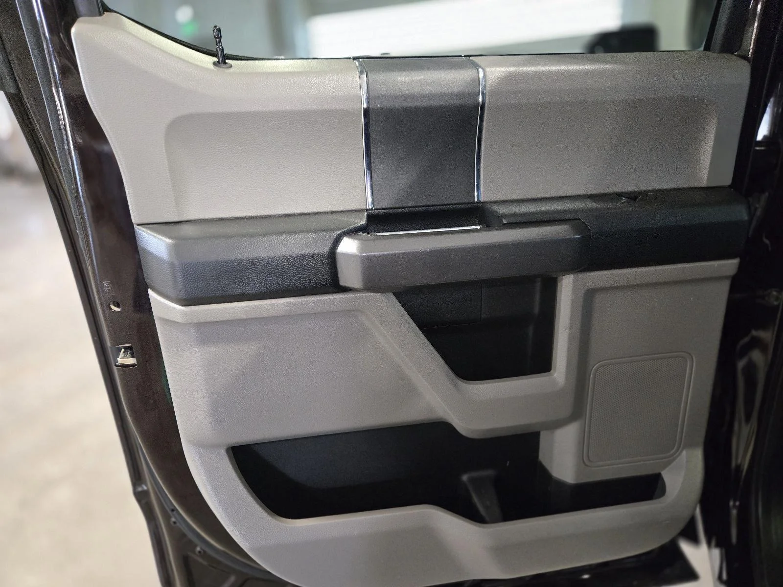 Used 2020 Agate Black Ford XLT image 52