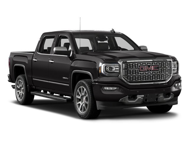 Used 2018 White Frost Tricoat GMC Denali image 9