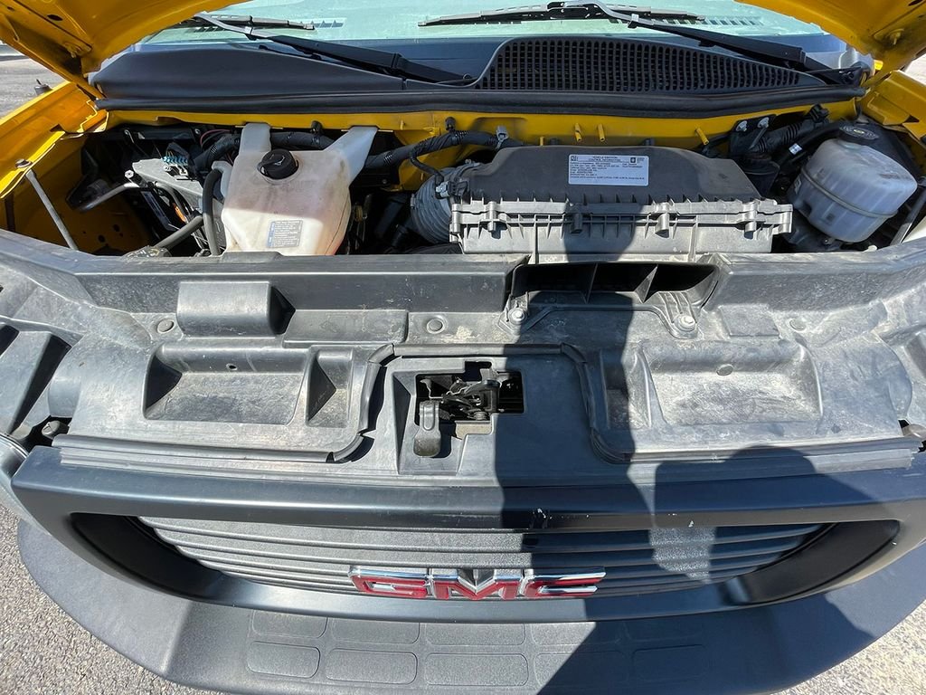 Used 2021  GMC Work Van image 37