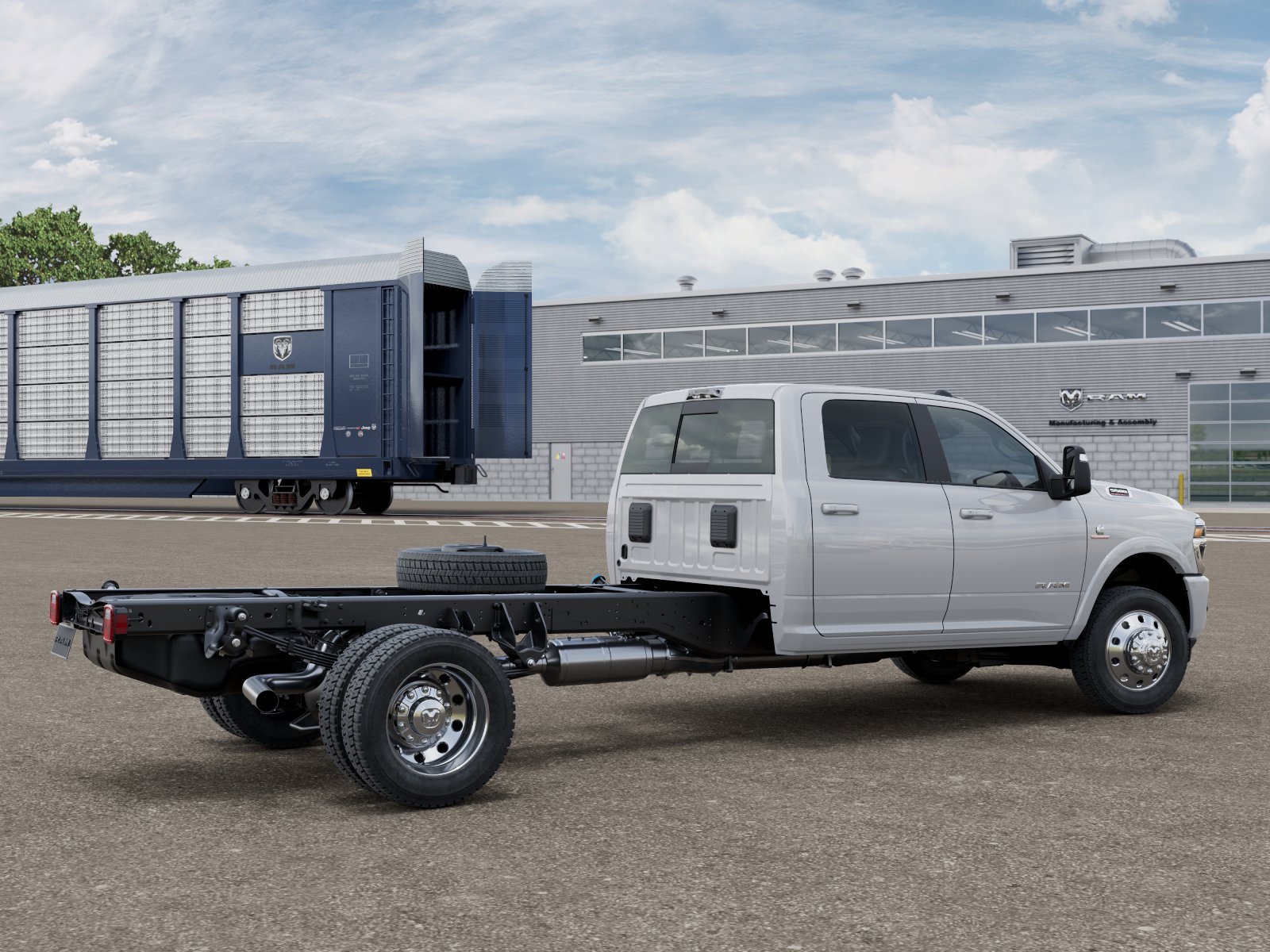 New 2026 Bright White Clearcoat RAM Tradesman image 2