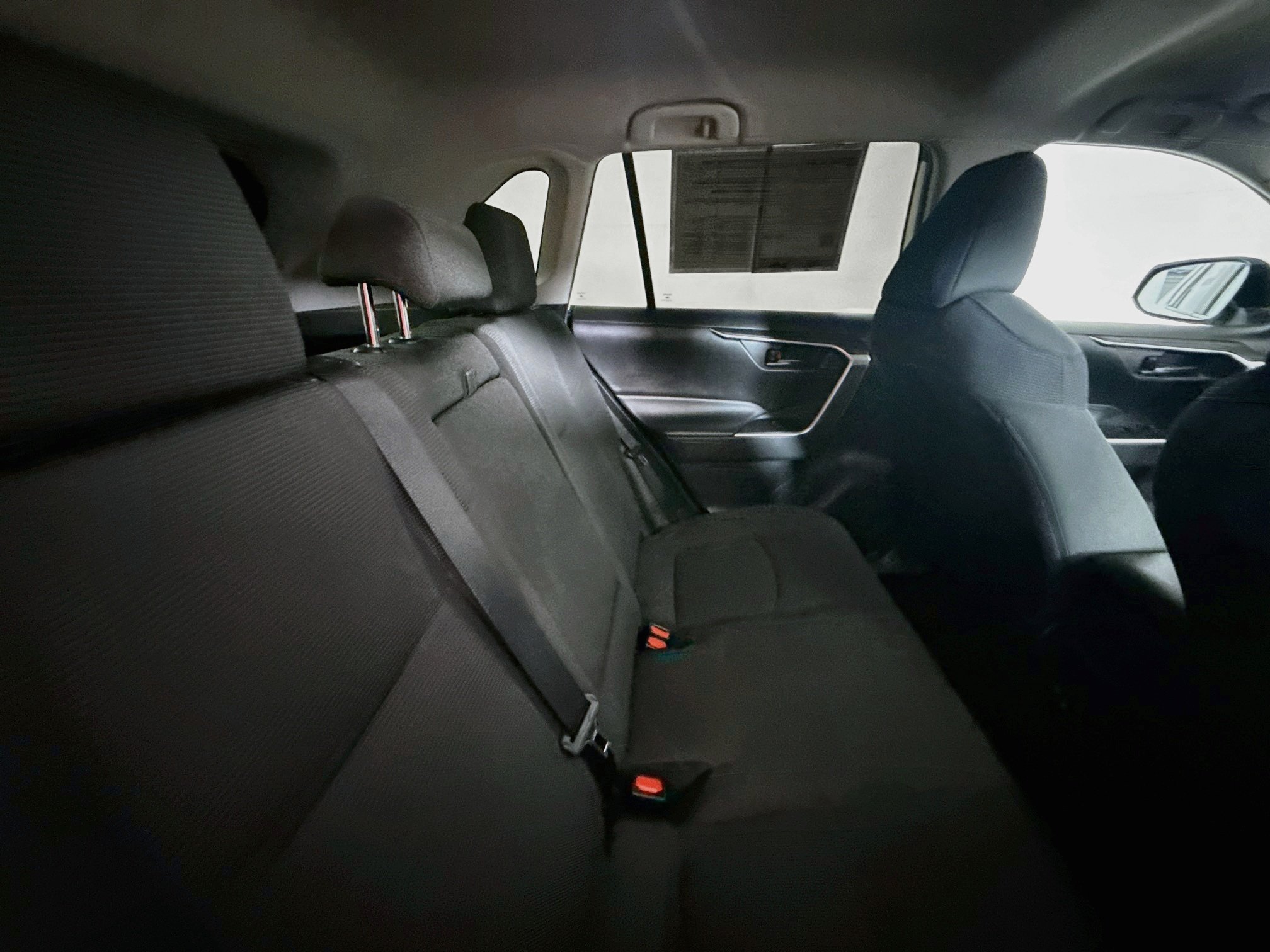 Used 2022 White Toyota LE image 24