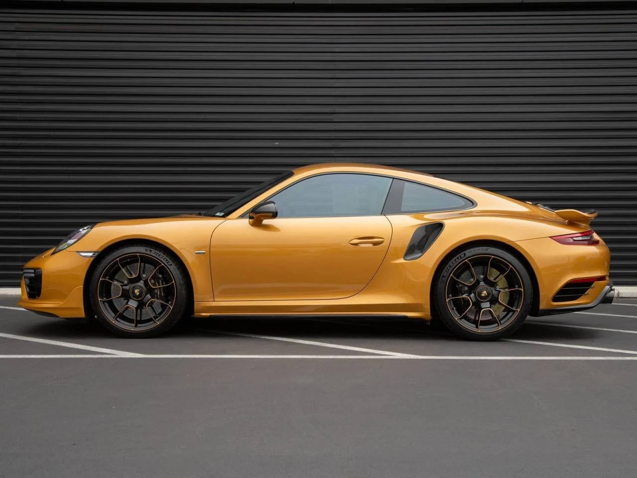 Certified Used 2018  Porsche Turbo image 2