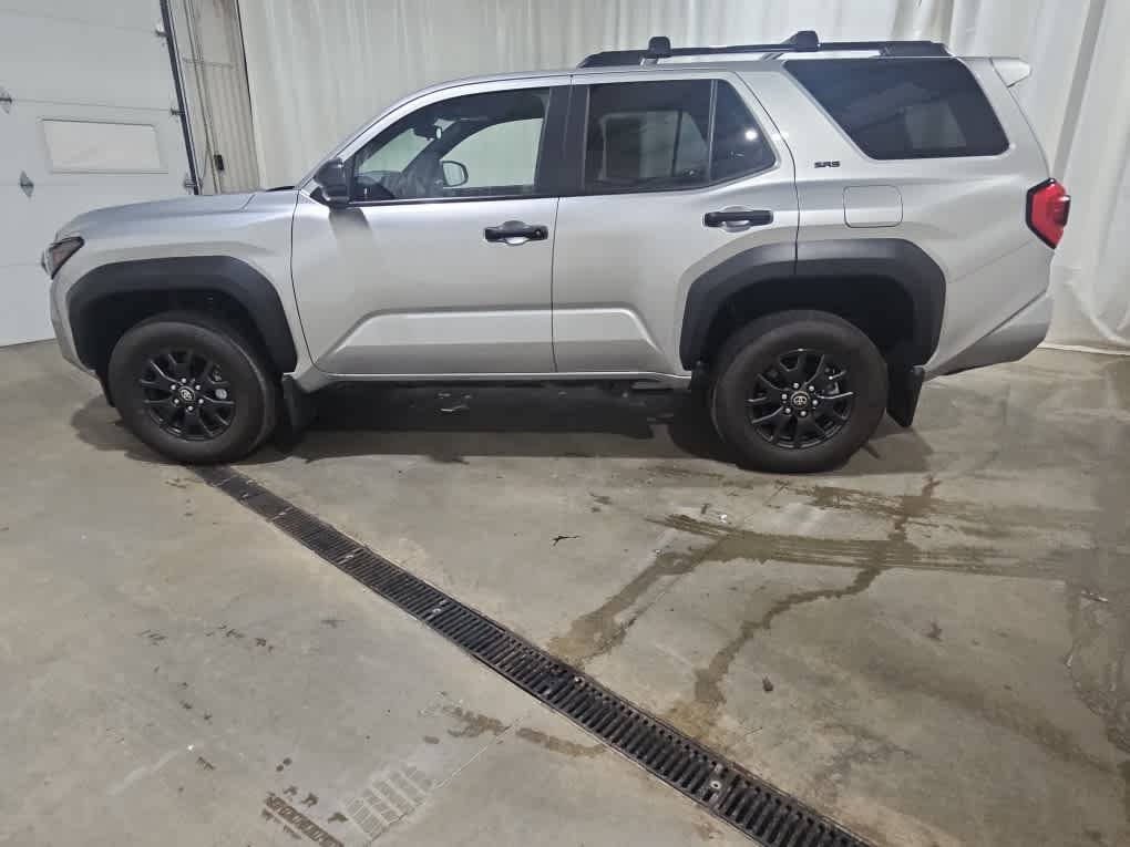 Used 2026 Cutting Edge Toyota SR5 image 3