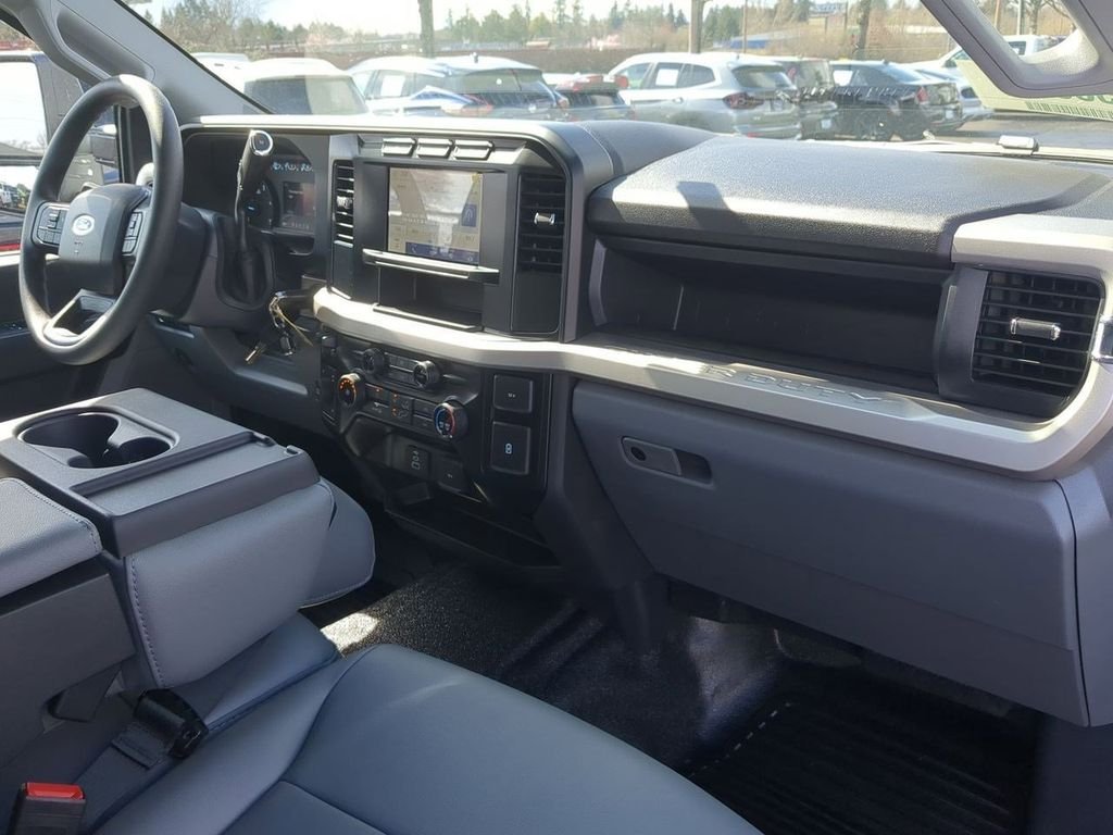 2024 Ford F-450 Super Duty Chassis Cab XL - Photo 56