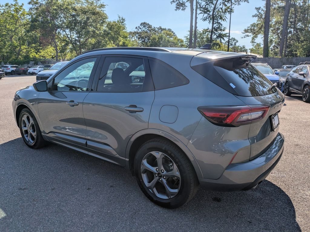 Used 2024 Gray Ford ST-Line image 6