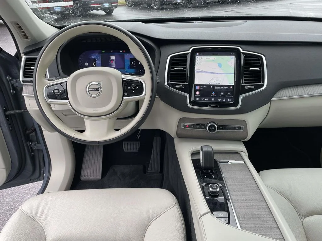 2023 Volvo XC90 Plus - Photo 4