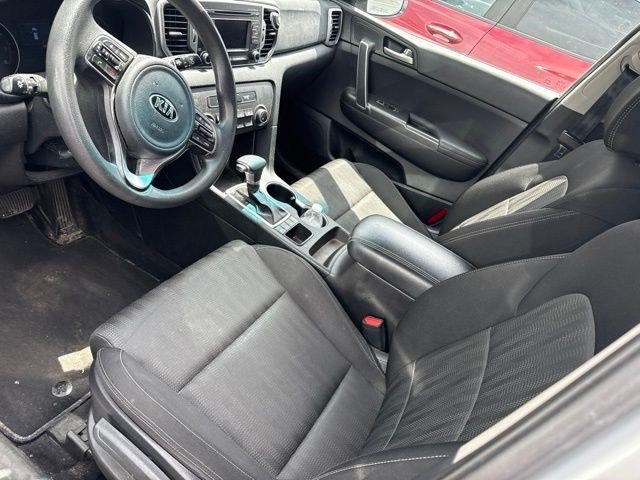 Used 2019 Sparkling Silver Kia LX image 9