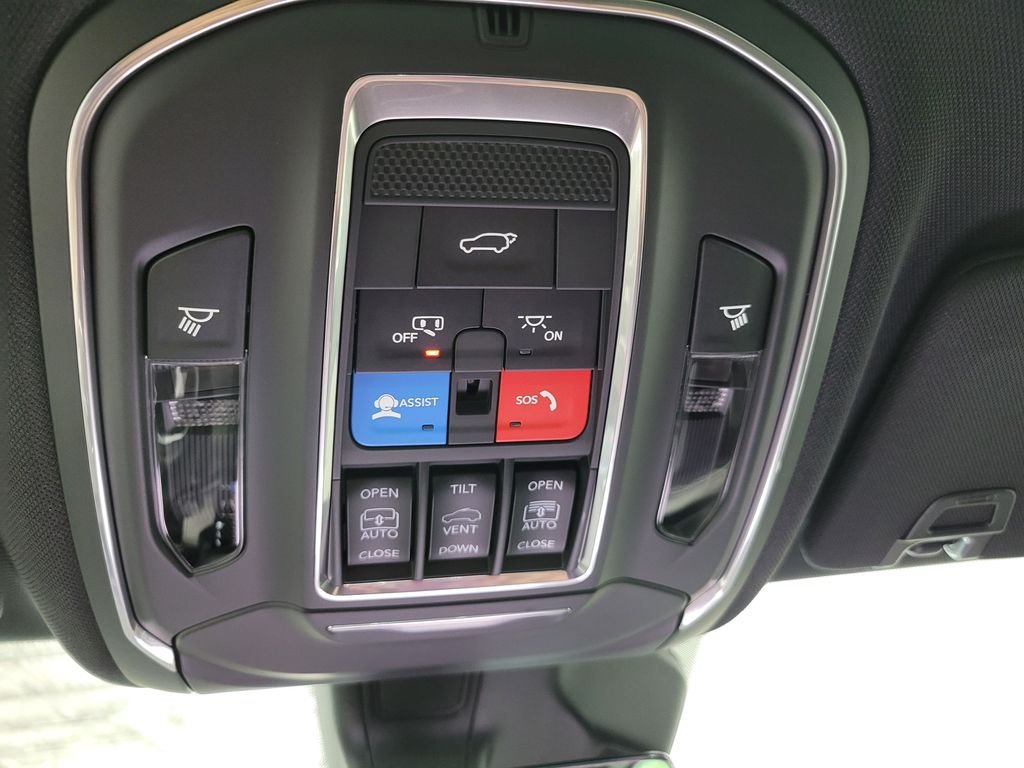 New 2026 Steel Blue Exterior Paint Jeep Limited Reserve image 20