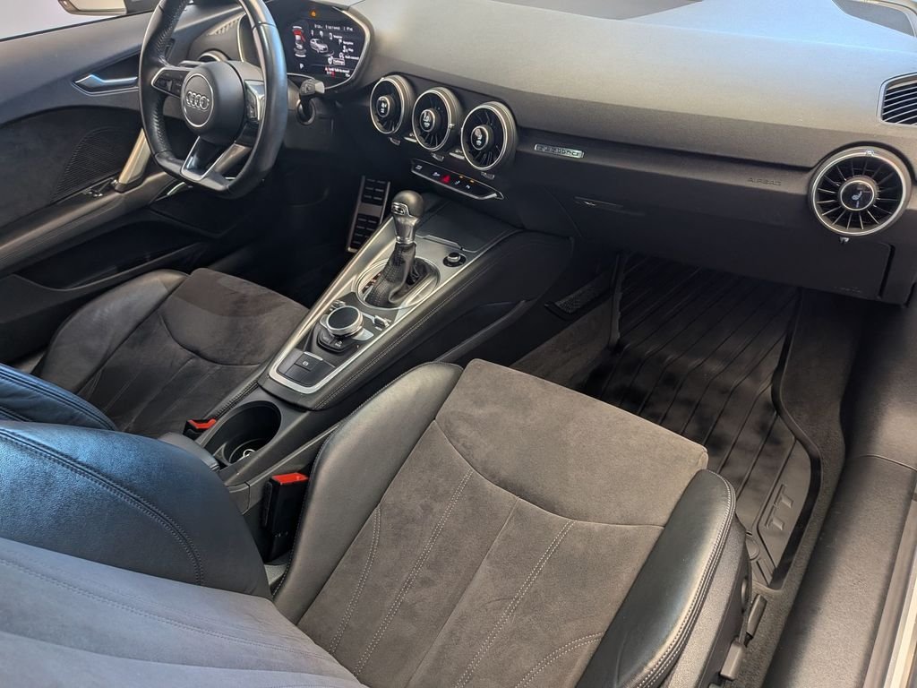 Used 2016 Gray Audi 2.0T image 32