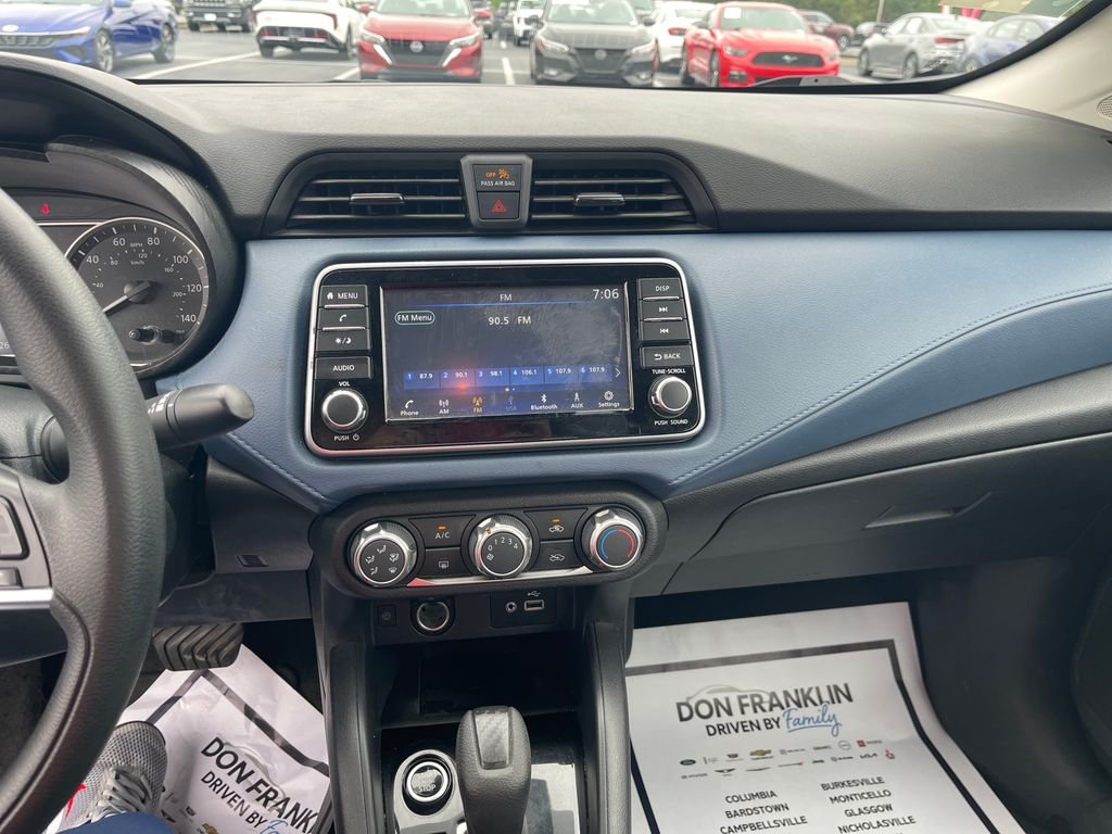 Used 2024 Black Nissan 1.6 SV image 20