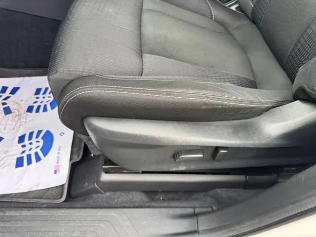 Used 2020 White Subaru Premium image 16