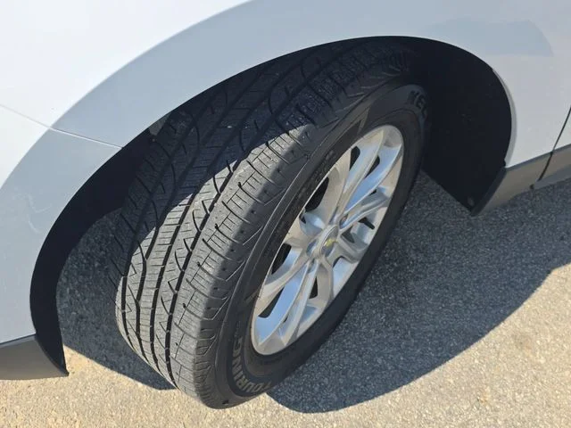 Used 2019 White Chevrolet LS image 31