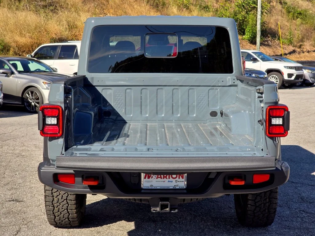 New 2026 Gray Jeep Mojave image 12