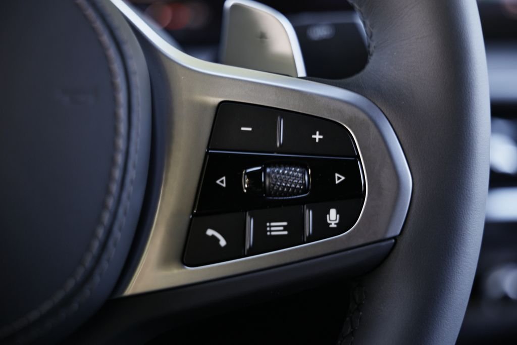 New 2027 Carbon Black Metallic BMW xDrive40i image 34