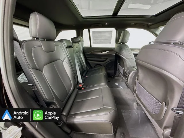 Used 2025 Black Jeep Limited image 28