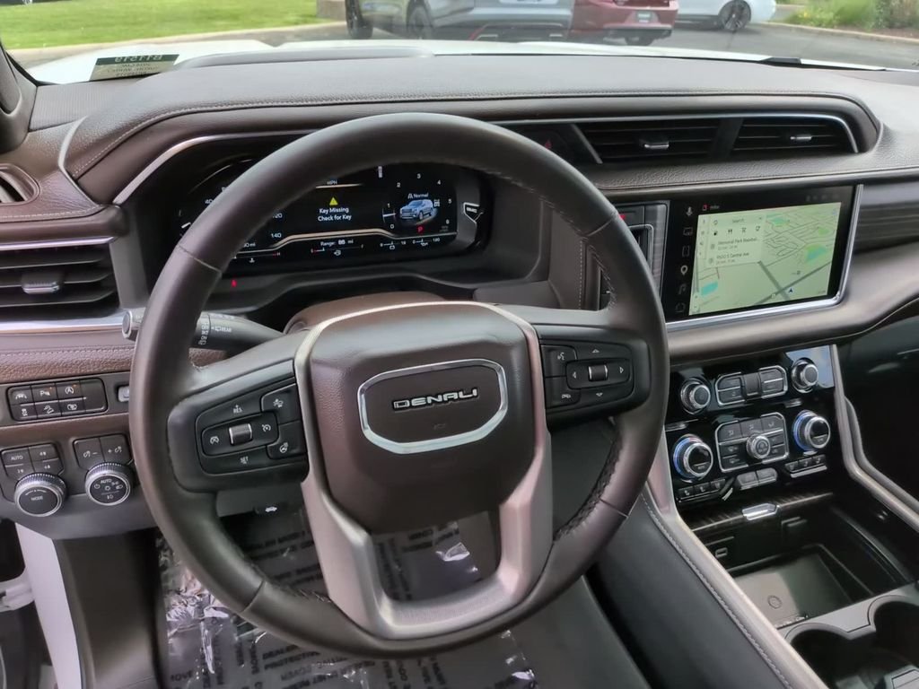 Used 2024 White GMC Denali image 31