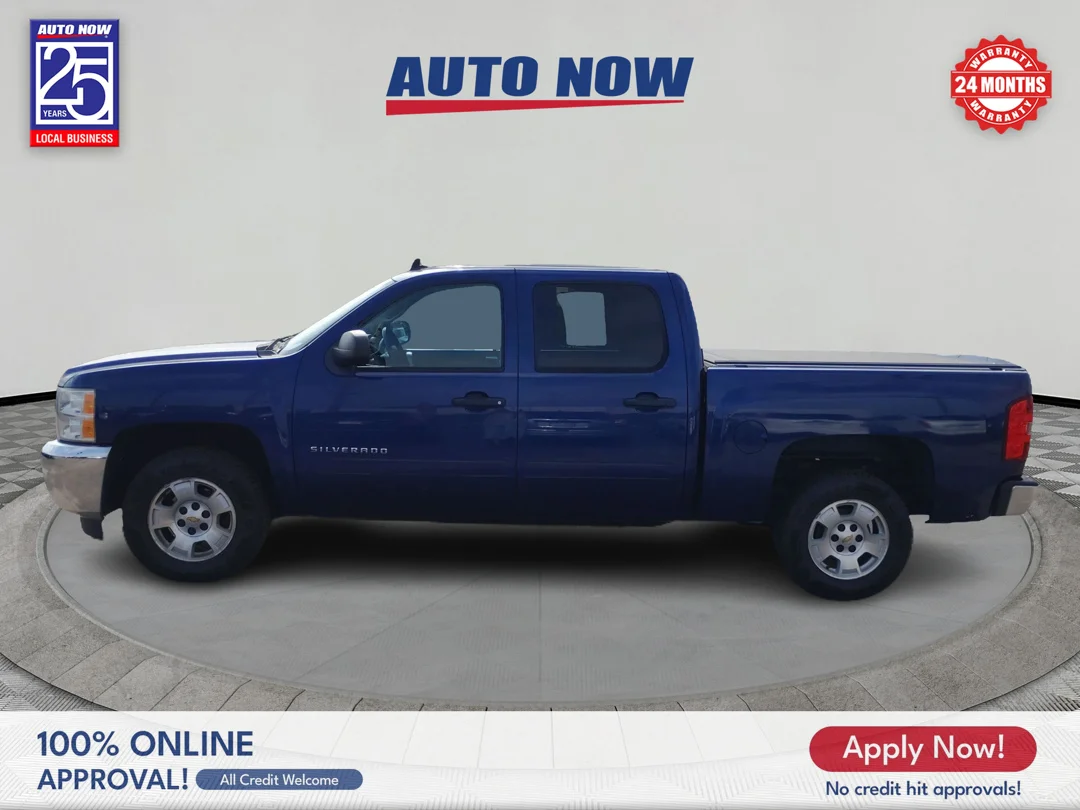 Used 2013 Blue Chevrolet LT image 3