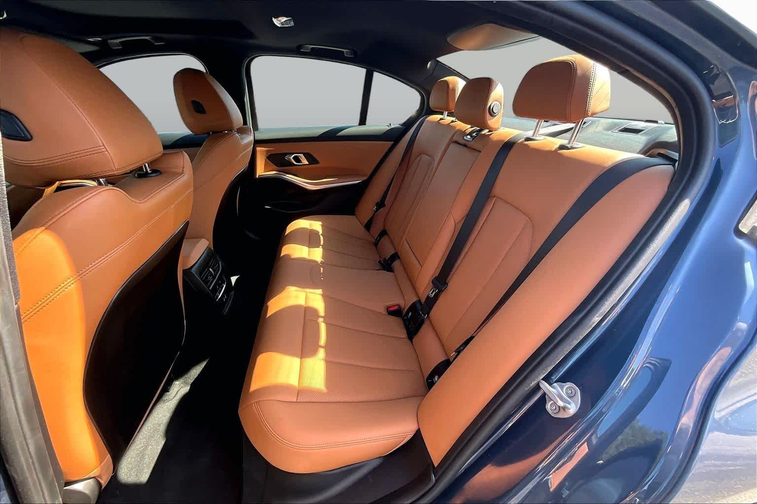 2025 BMW 3 Series 18