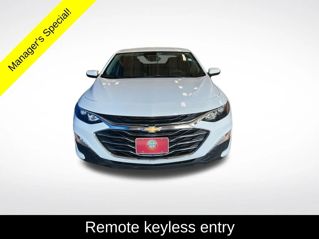 Used 2024 White Chevrolet LT image 14