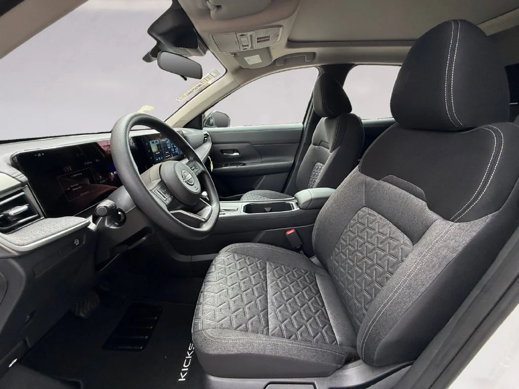 New 2027 White Nissan SV image 10