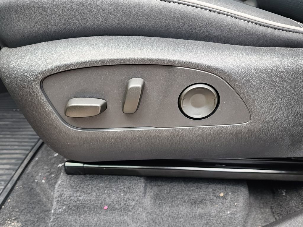 2026 Buick Enclave Sport Touring - Photo 18