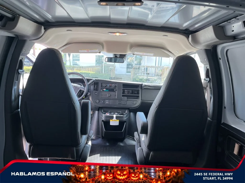 2026 GMC Savana Cargo Work Van - Photo 25