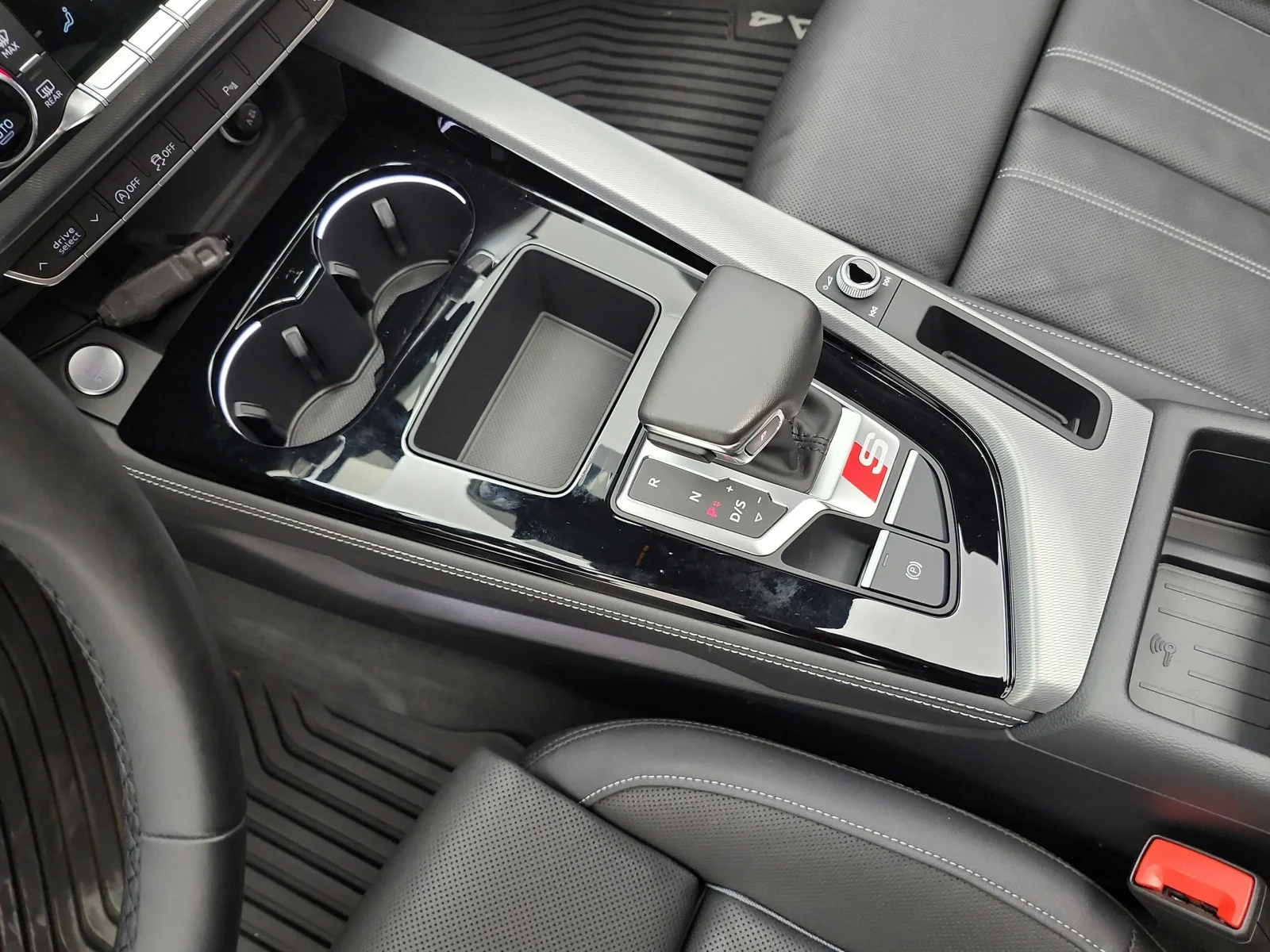 Used 2024 Daytona Gray Pearl Effect Audi S line Premium Plus 45 TFSI quattro image 11