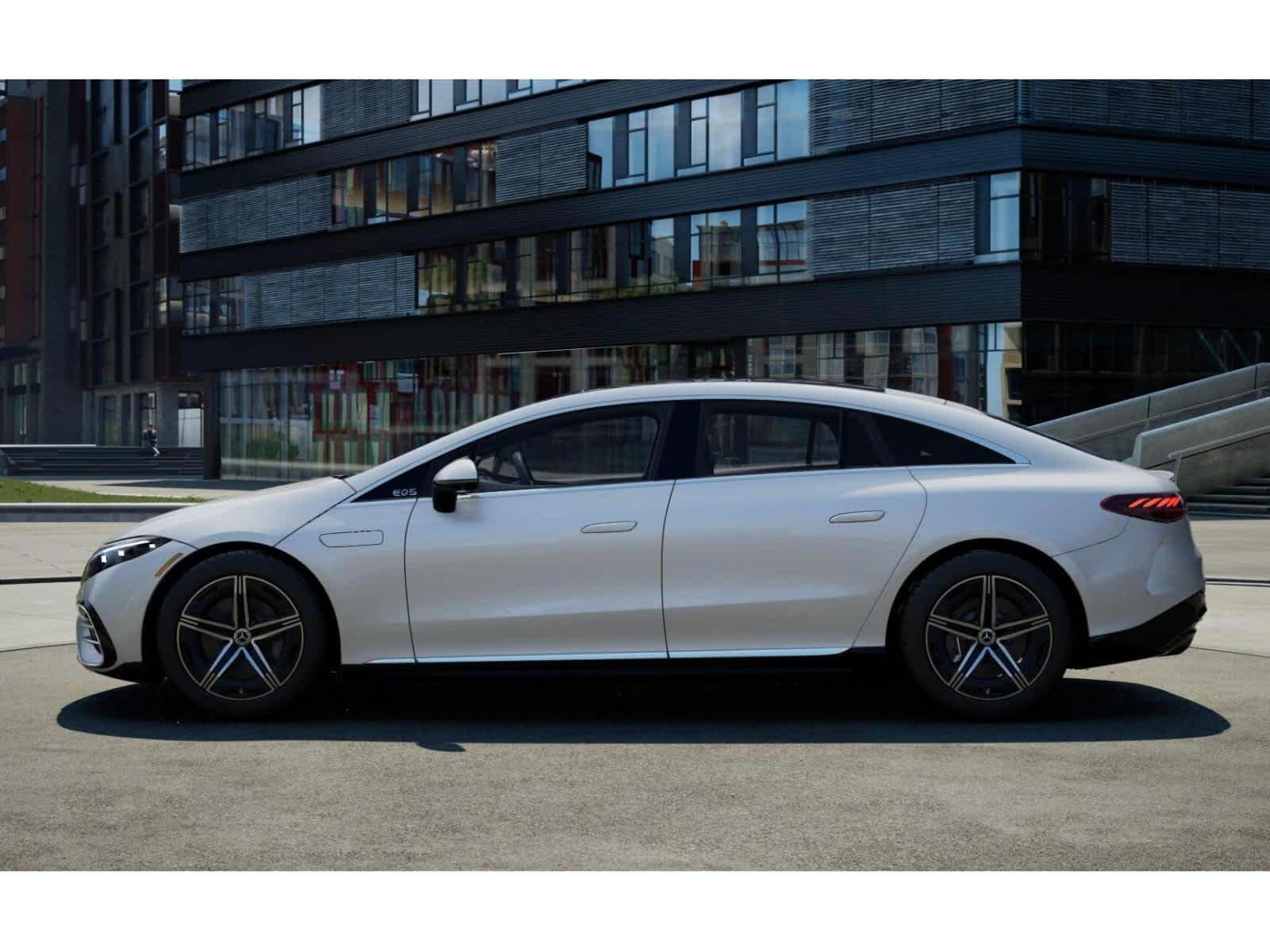 New 2026 MANUFAKTUR Moonlight White Metallic Mercedes-Benz EQS 450+ image 32