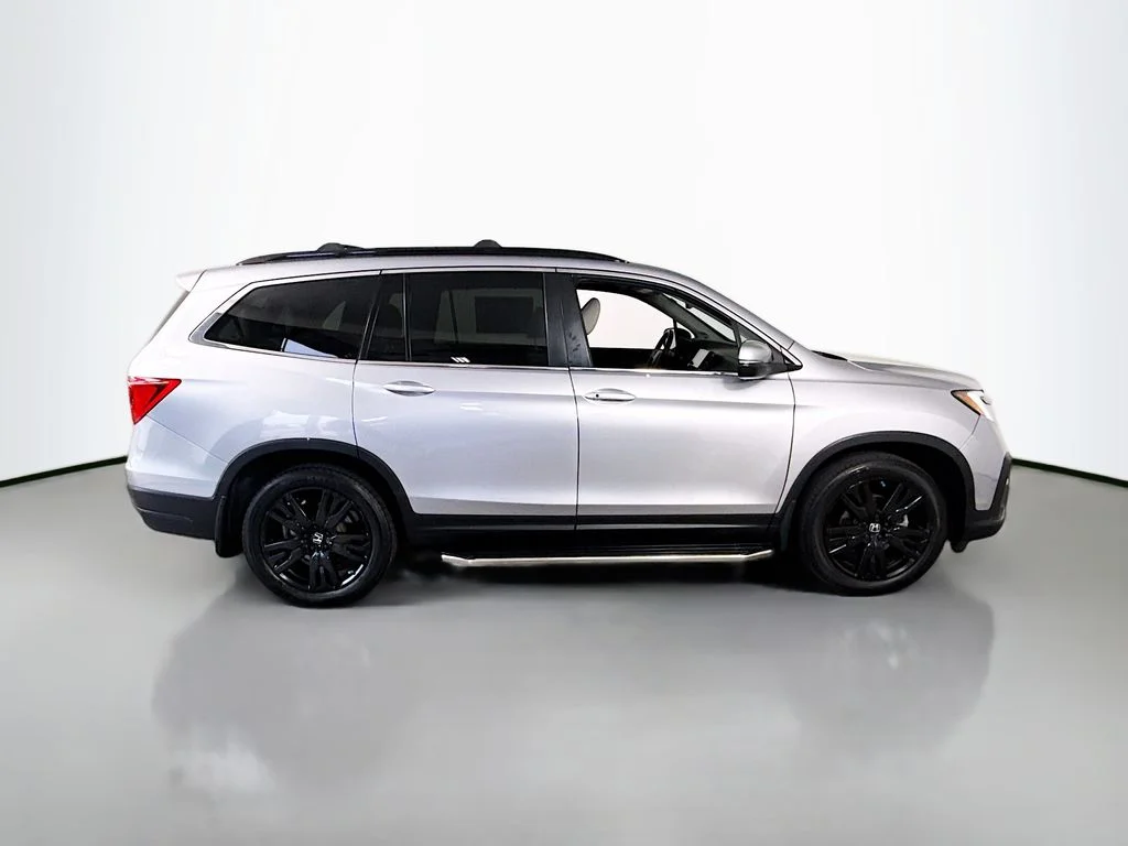 Used 2022 Lunar Silver Metallic Honda Special Edition image 13