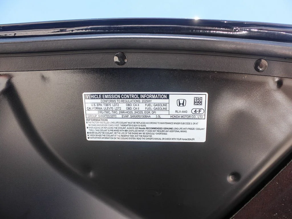 2025 Honda Passport EX-L - Photo 28