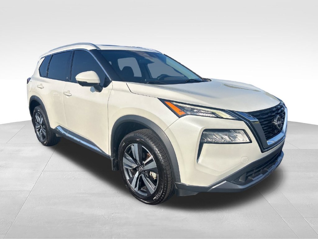 Used 2023 White Nissan SL image 7