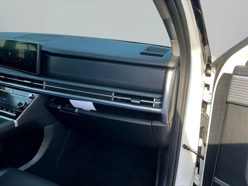 New 2026 White Hyundai Limited image 30