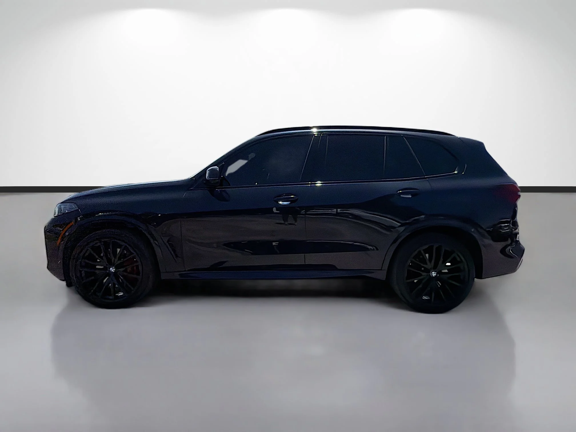 Certified Used 2025 Carbon Black Metallic BMW xDrive40i image 6