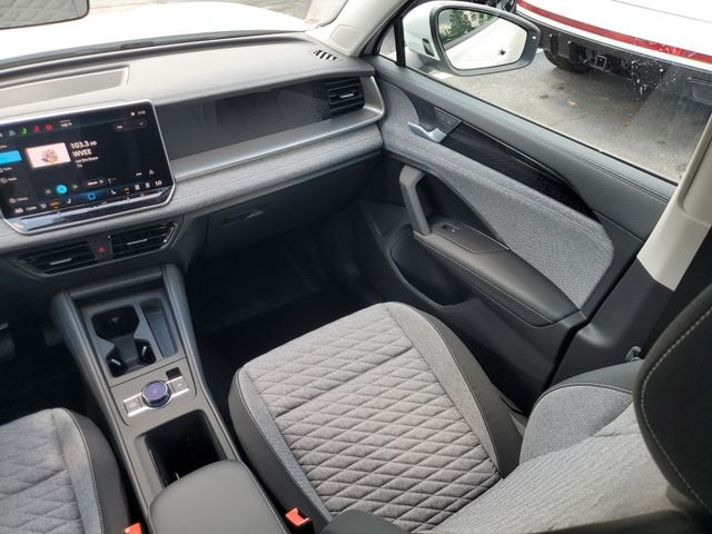 New 2026 White Volkswagen 2.0T S image 9