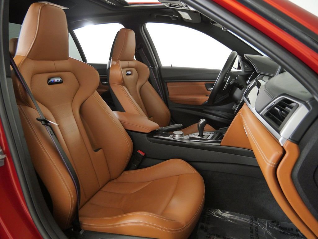 Used 2018 Sakhir Orange II Metallic BMW Base image 22