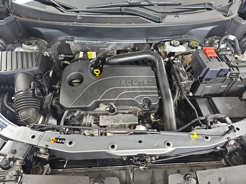 Certified Used 2025 Gray Chevrolet RS image 36