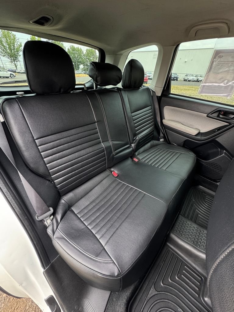Used 2017 Crystal White Pearl Subaru 2.5i image 23