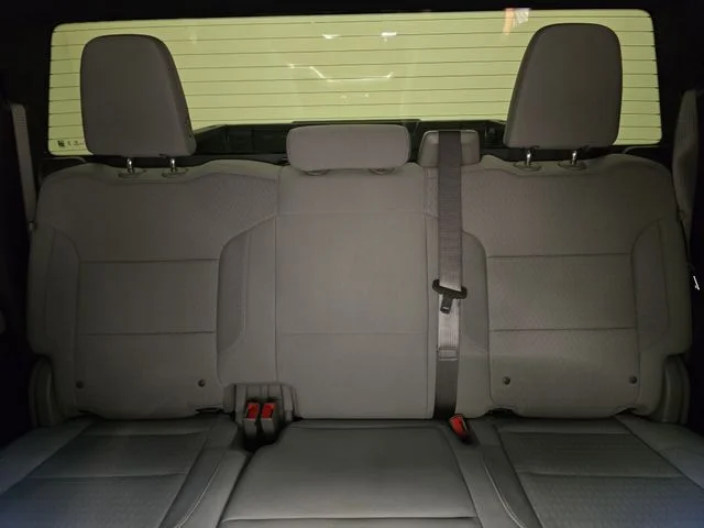 Used 2024 Metallic GMC SLE image 24