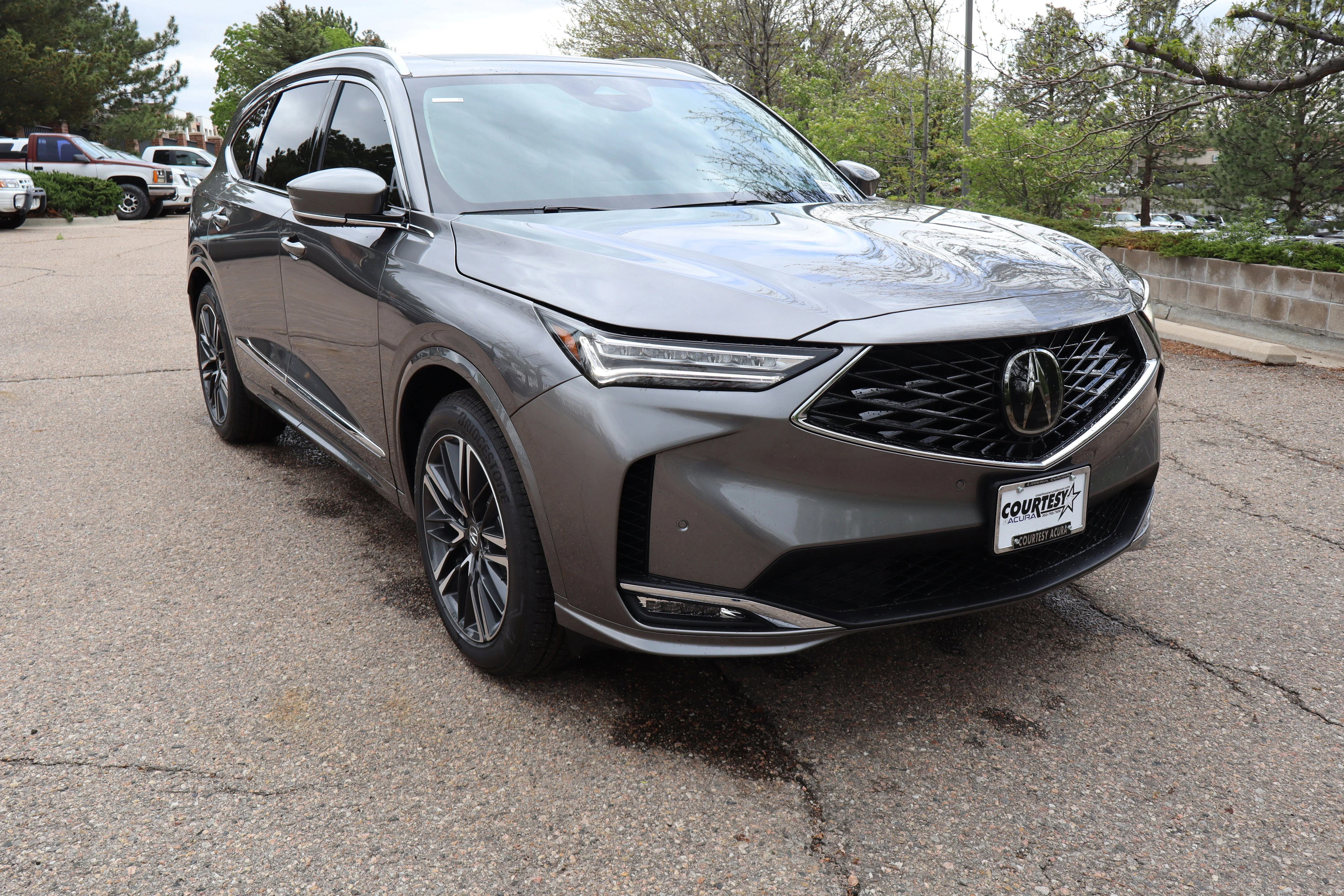 New 2026 Liquid Carbon Metallic Acura w/Advance Package image 8